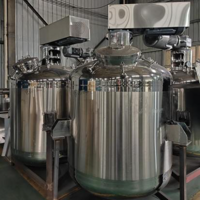 Read more about the article What is the Role of Gelatin in Softgel Encapsulation Machines: Gelatin Melting and Preparation